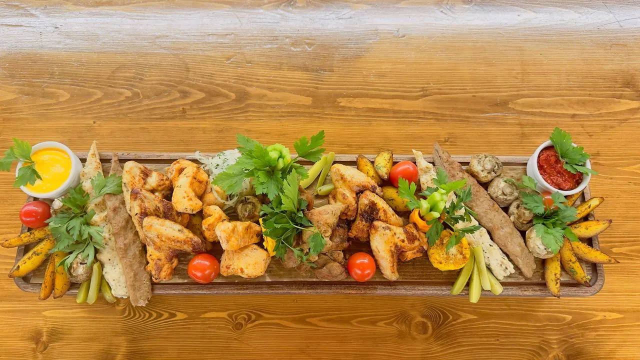 Доска Мясное ассорти №2 Доска Мясное ассорти №2