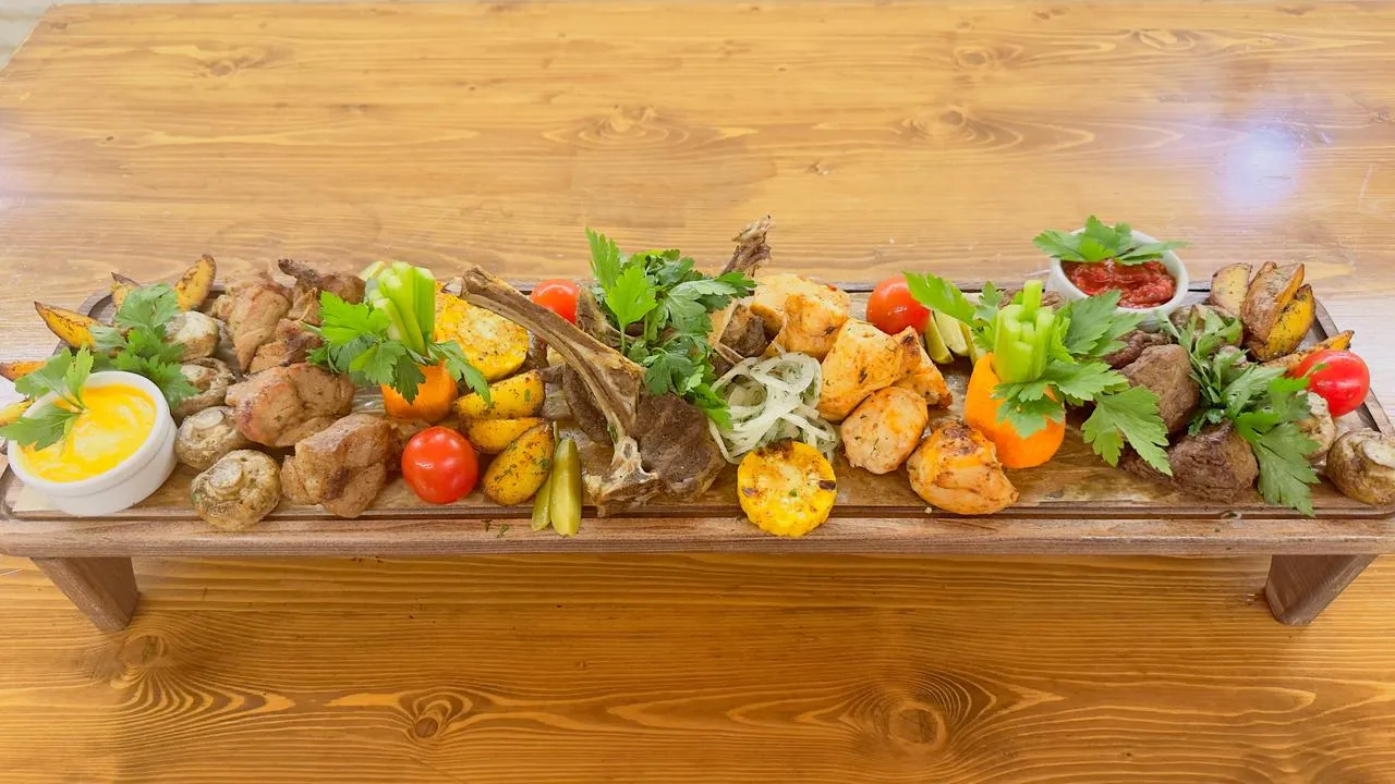 Доска Мясное ассорти №3 Доска Мясное ассорти №3